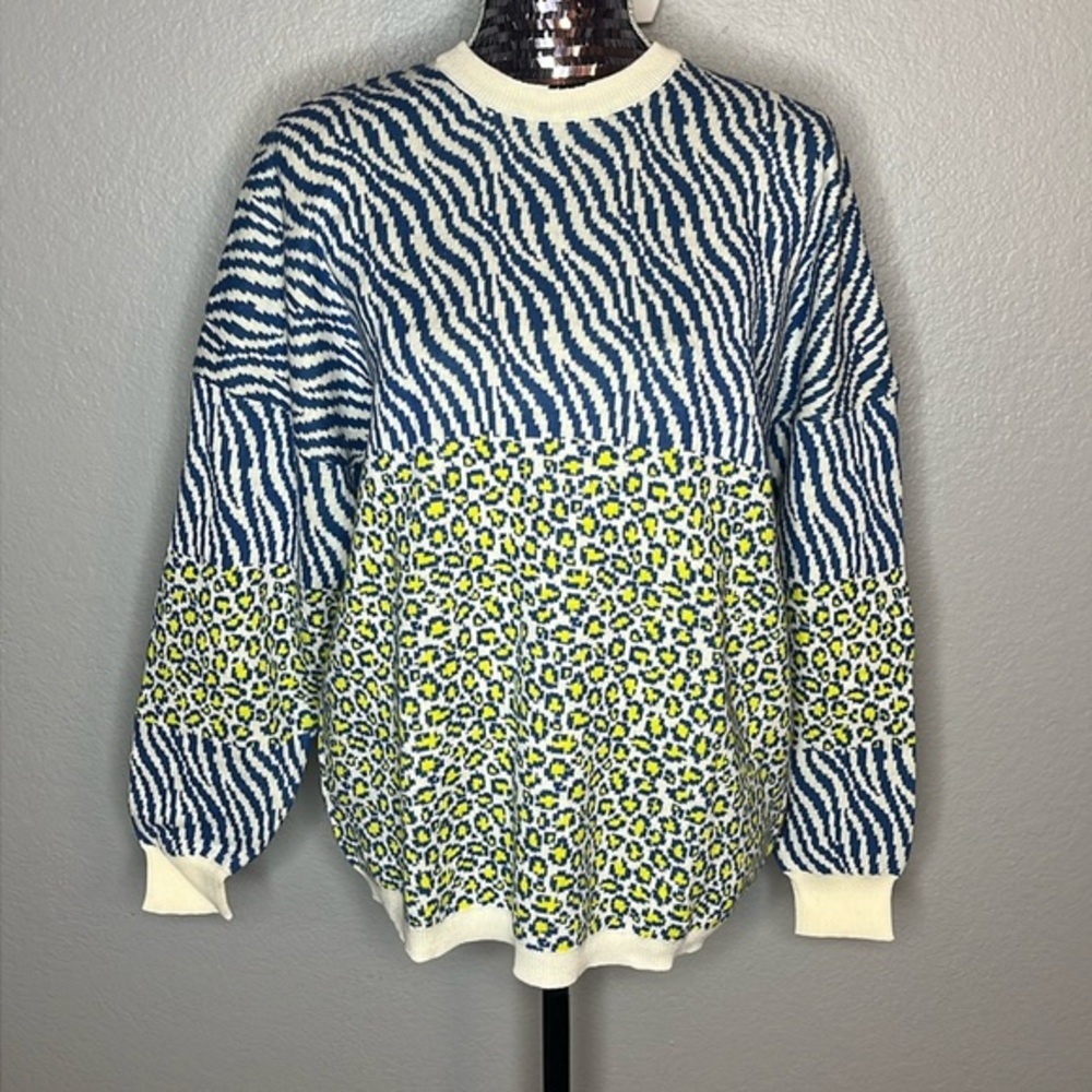NWT Spirit Jersey Animal Print New York Sweater - Picture 3 of 8